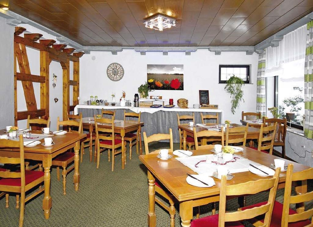 Pension "Dorfkrug" Winterberg Extérieur photo