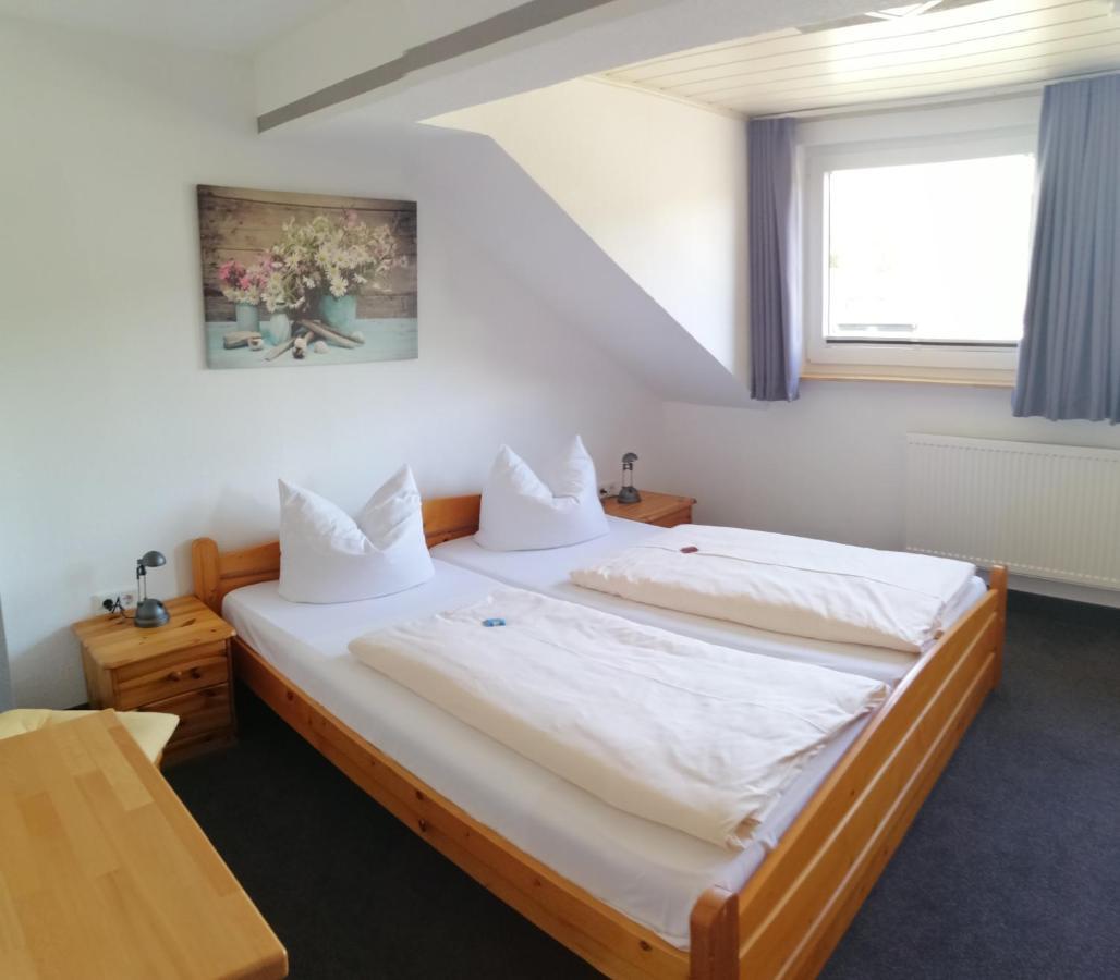 Pension "Dorfkrug" Winterberg Extérieur photo